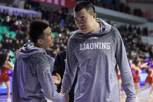 杨鸣：现在的辽宁仍是郭艾伦和韩德君的时代 他们是球队基石